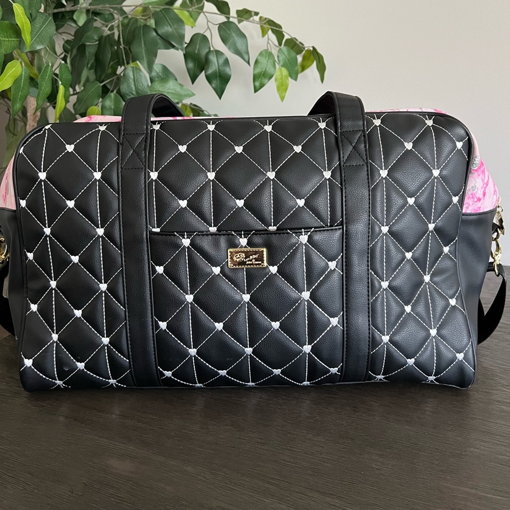 Black & White heart spotted Betsey Johnson overnight bag